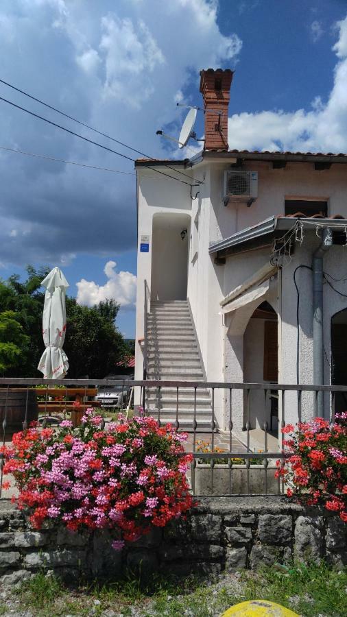 Apartmani Roberta Jurdani Exterior photo